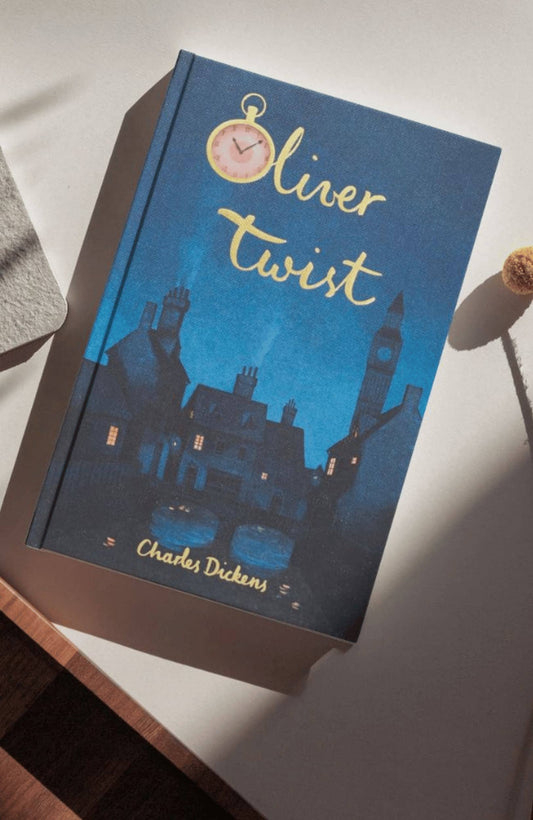 Oliver Twist by Charles Dickens - Collector's Edition