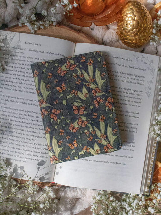 Kindle Paperwhite 11/12th Gen Case - Butterfly Garden