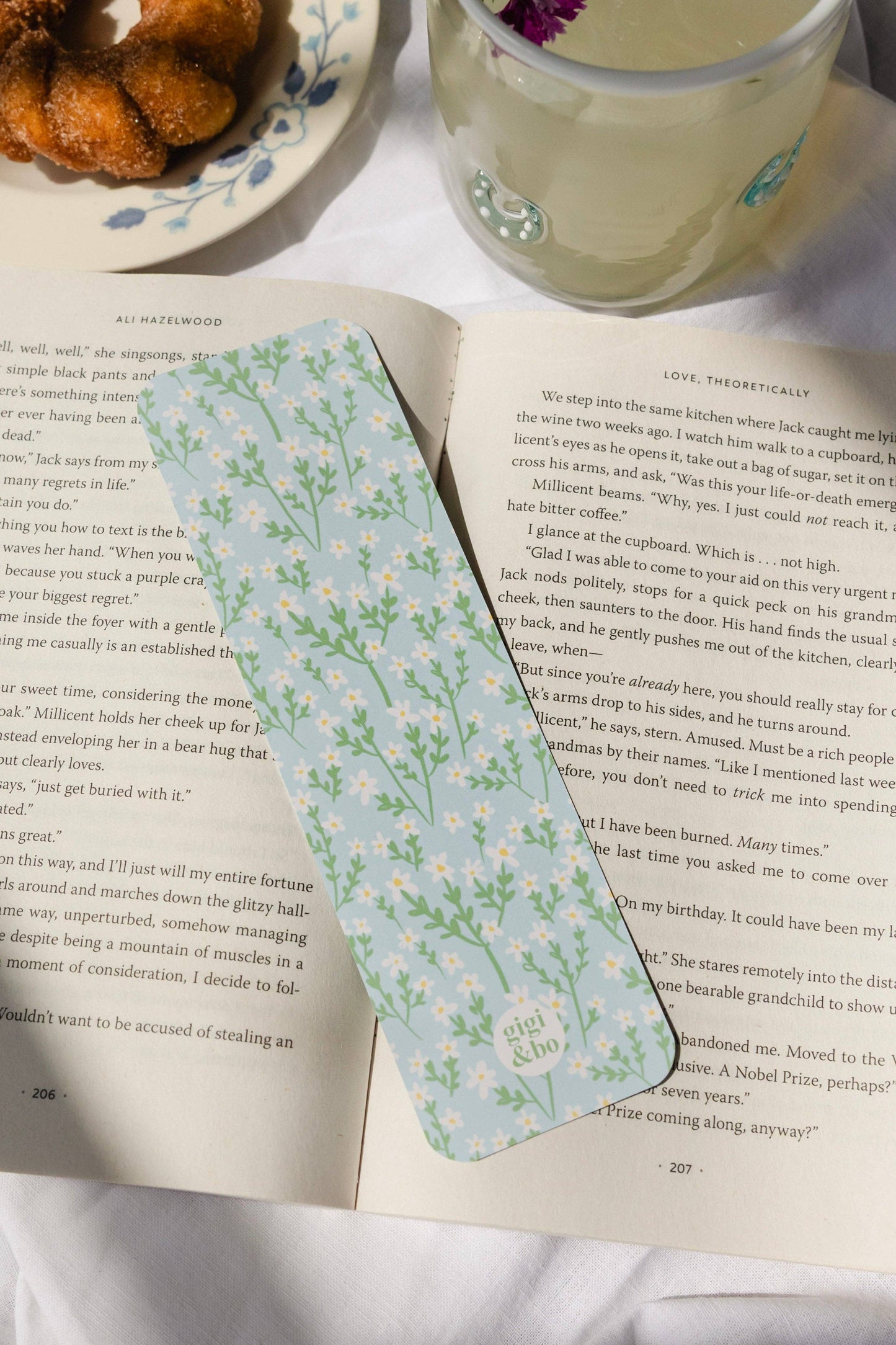 Soft Spring Daisies Bookmark