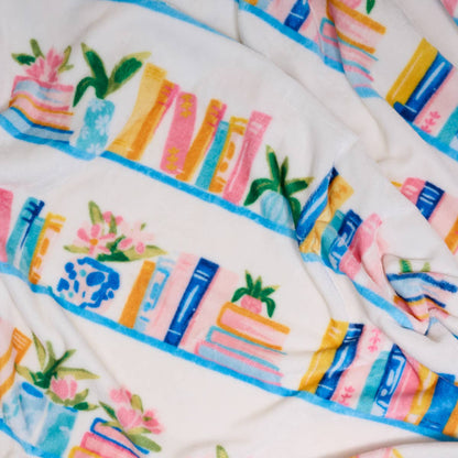 Snuggle Up Plush Blanket – Book Shelfie