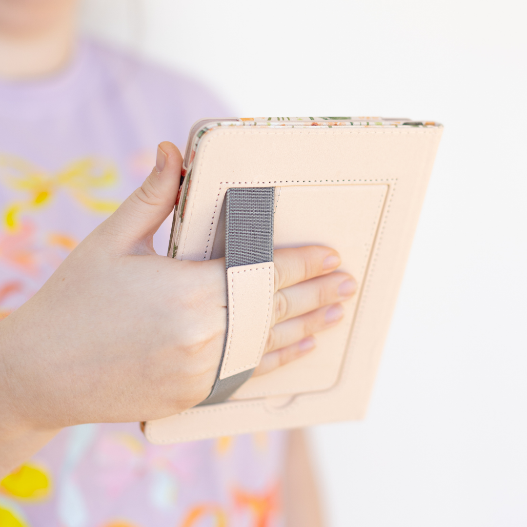 Kindle Paperwhite (12th Generation) Case - Sunny Poppies