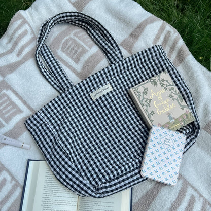 The Everything Quilted Bag - Read More Books