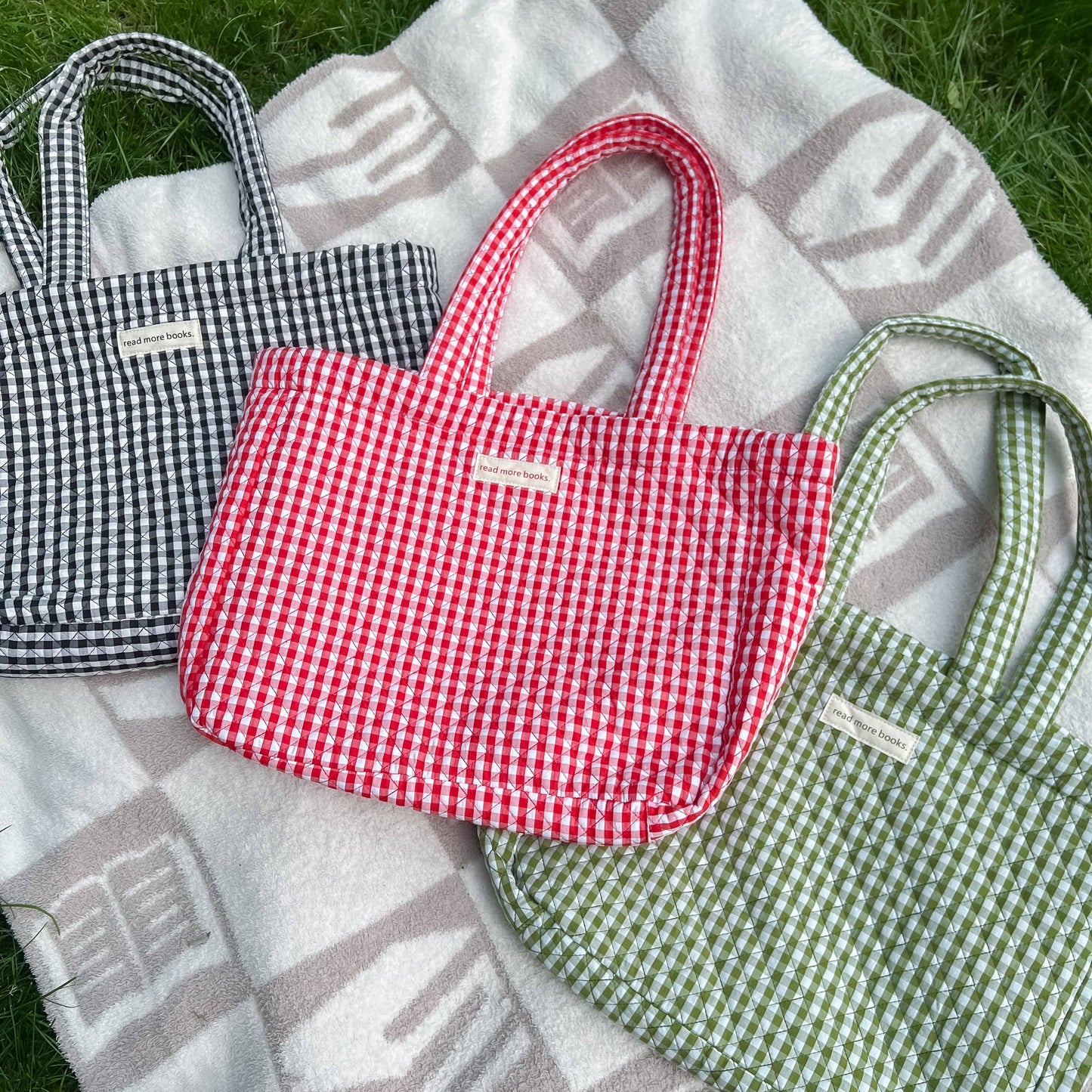 The Everything Quilted Bag - Read More Books