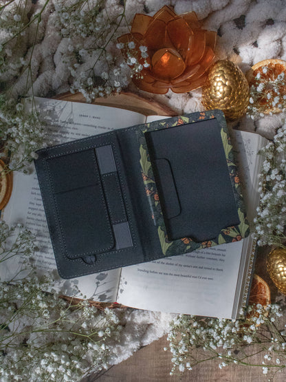 Kindle Paperwhite 11/12th Gen Case - Butterfly Garden