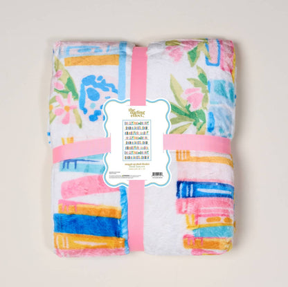 Snuggle Up Plush Blanket – Book Shelfie